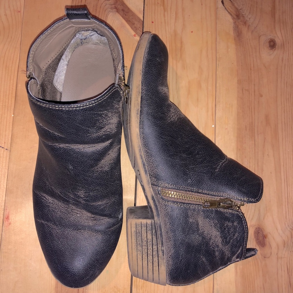 Women’s booties